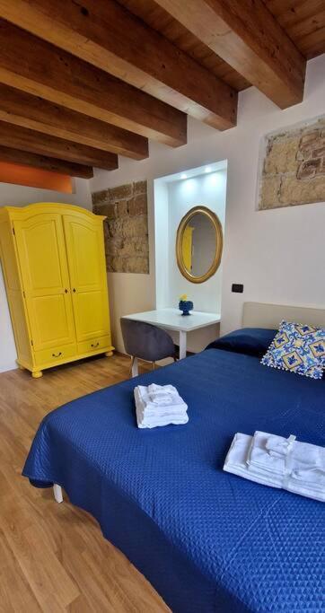 2 Sicilie Rooms And Suite In Centro ปาแลร์โม ภายนอก รูปภาพ