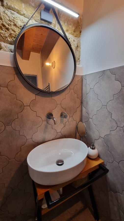 2 Sicilie Rooms And Suite In Centro ปาแลร์โม ภายนอก รูปภาพ