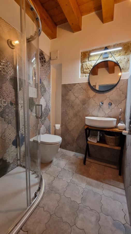 2 Sicilie Rooms And Suite In Centro ปาแลร์โม ภายนอก รูปภาพ