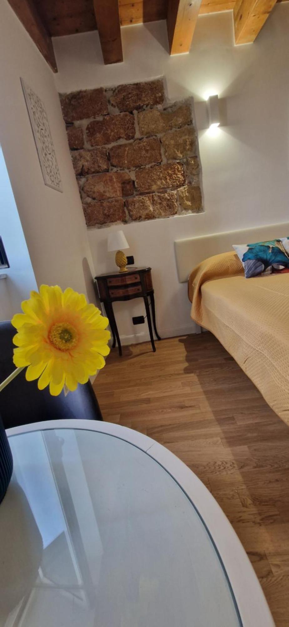 2 Sicilie Rooms And Suite In Centro ปาแลร์โม ภายนอก รูปภาพ